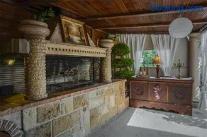 Venetian Hill House by "elite" - Image 2