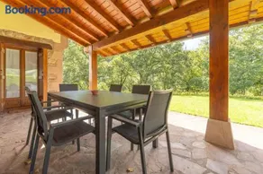 Casa Eizaola | Naturaleza y Encanto en Etxalar - Image 3