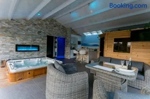 Charmante maison avec spa sauna et jardin privatif - Image 2