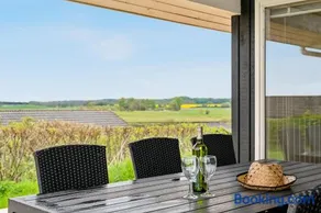 Well-Maintained Holiday Home With Sea View Close To Nature, The Beach And Ebeltoft - Image 3