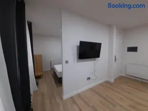 Apartamentos Recunchos - Image 2