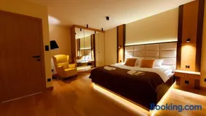 West Guest House - Image 1