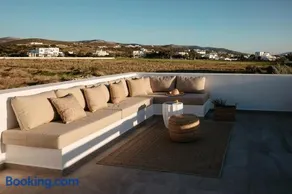 NOOMA BEACH HOUSE - Image 2