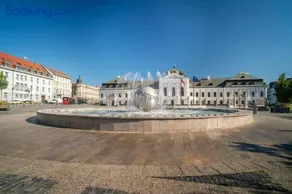 Old Town Apartment - Image 1