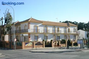 Apartamentos Turisticos Paraíso Andaluz - Image 1