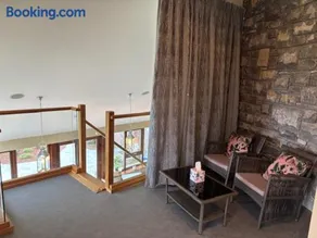 Birchall Lodge - Image 2