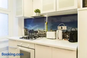 Bright 2BR&AC apt at Astoria - Image 2
