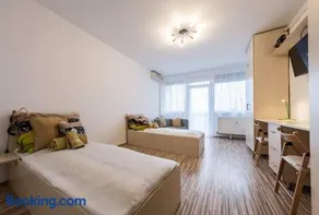 Central Home- Pesterzsébet - Image 1