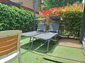 Acero y Piedra Apartamentos con jardín privado - Image 1