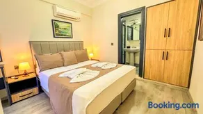 Royalis Boutique Suites - Image 2