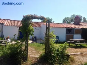 Ferme Auberge L'Ile Sauvage - Image 1