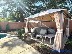 NEW cozy beautiful house with pool and hot tub - Image 4