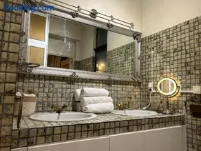 Luxury suite with a private terrace - Image 2