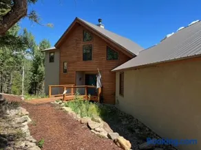 RidgeWalk Main House - Image 1