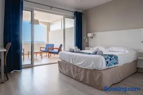 Beau Site - Image 3