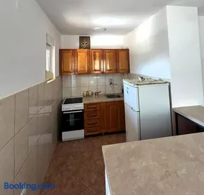 Tivat Apartmani - Image 2