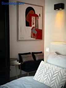 B&B Urban Oasis with Free Parking - Image 2