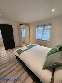 Beautiful, 2 Bedroom House in Tonbridge - Image 5
