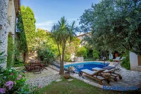 Gîte familial 6 personnes climatisé, piscine partagée chauffée, proche Nîmes, Uzès, Pont du Gard, Cévennes - Image 4