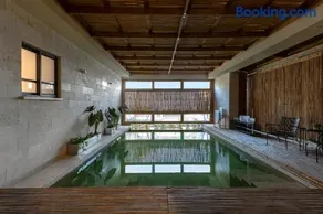 Sera Suites - Image 2