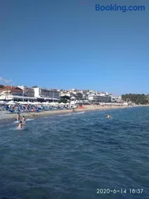 Mouses-Seaside - Image 1