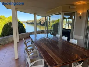 Bonneys Water Ski Park Lake House - Image 2