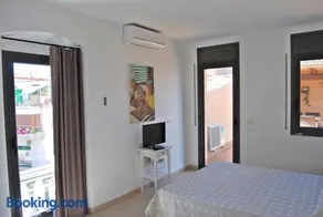 Apartaments Fonda Comerç - Image 4