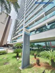 FLAT NO ATHOS BULCÃO HOTEL, 14º ANDAR, VISTA DA CIDADE, AO LADO DA ESPLANADA DOS MINISTÉRIOS E DO ESTÁDIO MANÉ GARRINCHA, SMART TV, WI-FI, PISCINA, ACADEMIA, ESTACIONAMENTO GRÁTIS, DE FRENTE AO BRASÍLIA SHOPPING By REI DOS FLATS - Image 4