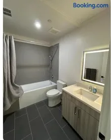 Woodside Condos unit 914 - Image 2