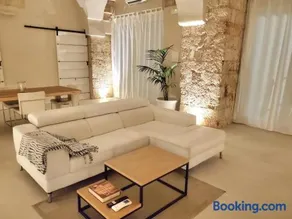 Stylish & Romantic Loft in the heart of Salento - Image 2