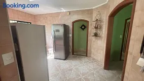 Casa a 50 metros da Praia da Riviera no Jardim São Lourenço - Casa com Wi-Fi - Image 2