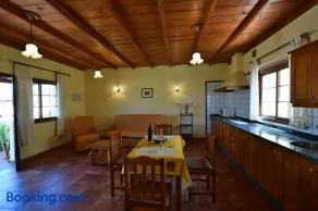 Casas Rurales Tola - Image 3
