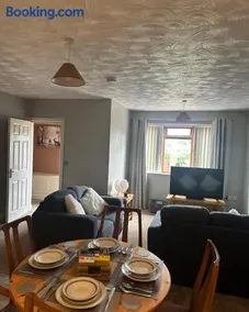 Entire 2 bedroom house. - Image 2