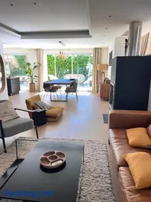 Villa design d'exception avec piscine - Image 4