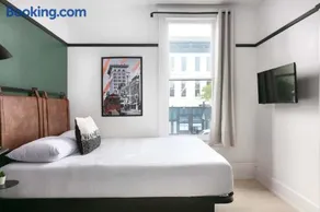 Hearth of city suite - Image 2