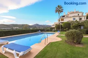 Modern 2-bed apt Capanes del Golf - Image 2