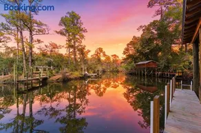Escape on the River Private Dock Kayaks Gazebo - Image 1
