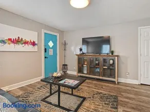 Heart of Westport 1BR - Image 5