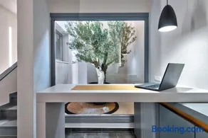 Naves Suites - Image 4