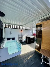 Wellness spa home Solas and Crescendo - Image 2