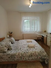 Kaptárkő Apartmanház - Image 2
