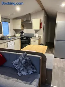 Lorraine's Caravan Holiday - Image 2