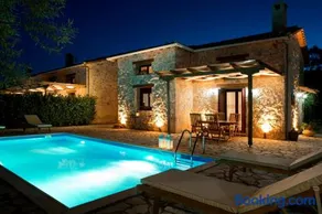 Aelia Villa - Image 1