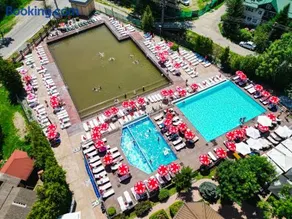 Baia Rosie Resort - Image 1