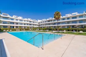Cubo's Bel-Air Estepona Apartment - Image 1