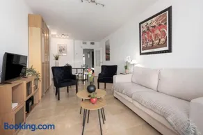 221 marina real - Image 1