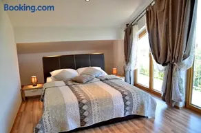 Villa Amalia Apartments - Image 2