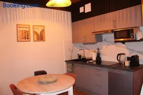 Charmant Studio Duplex - Image 1