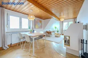 Bright & Modern Apartment with Smart TV, Parking & Self Check-In - Image 2