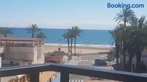 Apartamento 1ª línea de Playa - Image 3